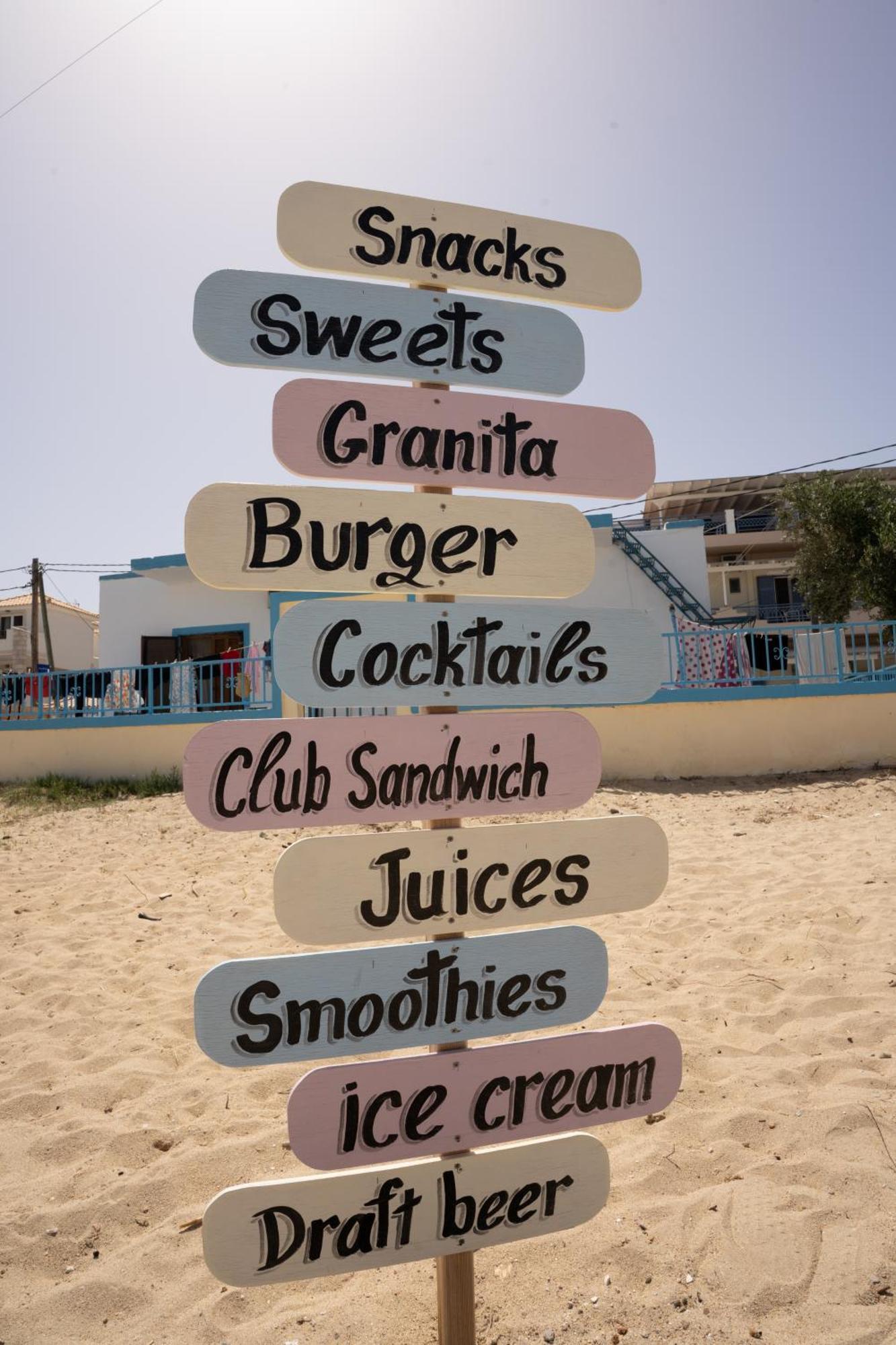 Coralli Rooms & Restaurant Ελαφόνησος Εξωτερικό φωτογραφία